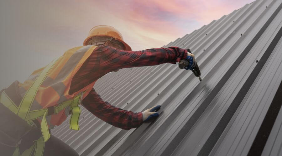 Professional gutter cleaning in Desdemona, TX